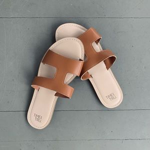 Minimal Brown Summer Sandal